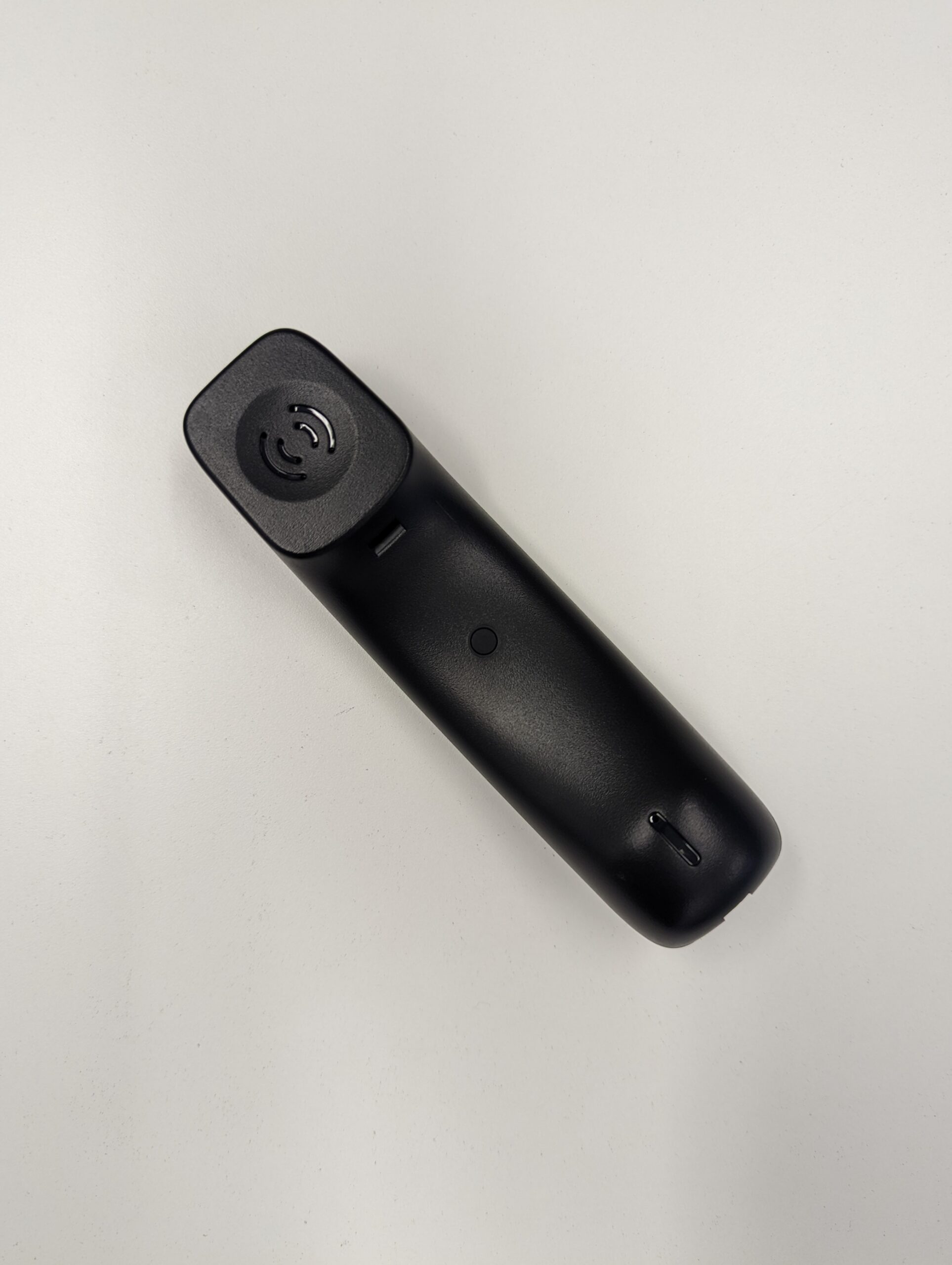 OMBBMHHANDSET-1-scaled